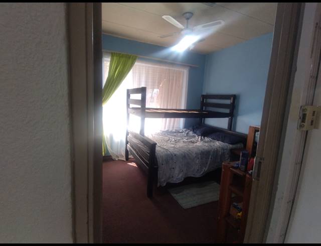 5 BEDROOM DETACHED FOR SALE IN TASBET PARK EXT 1